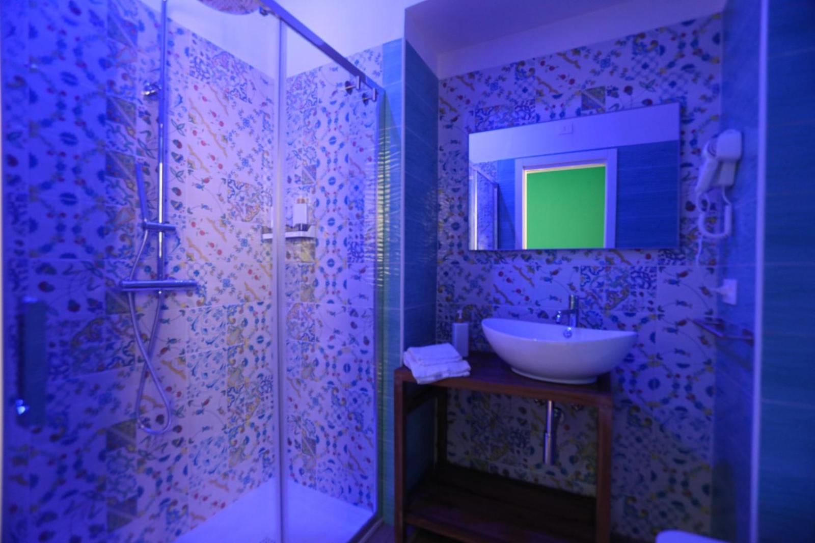Mastersa' Guest House Napoli Bagian luar foto