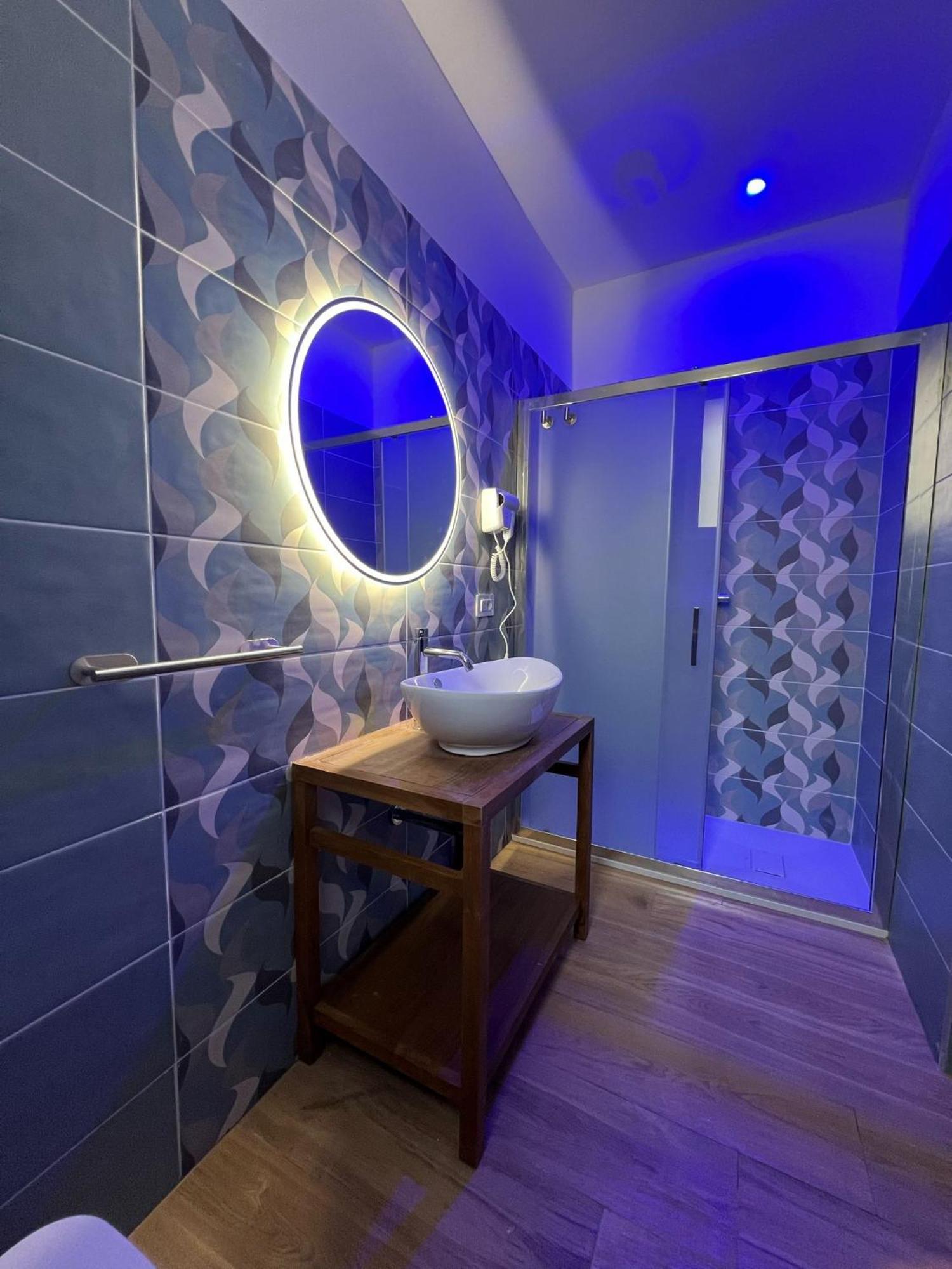 Mastersa' Guest House Napoli Bagian luar foto
