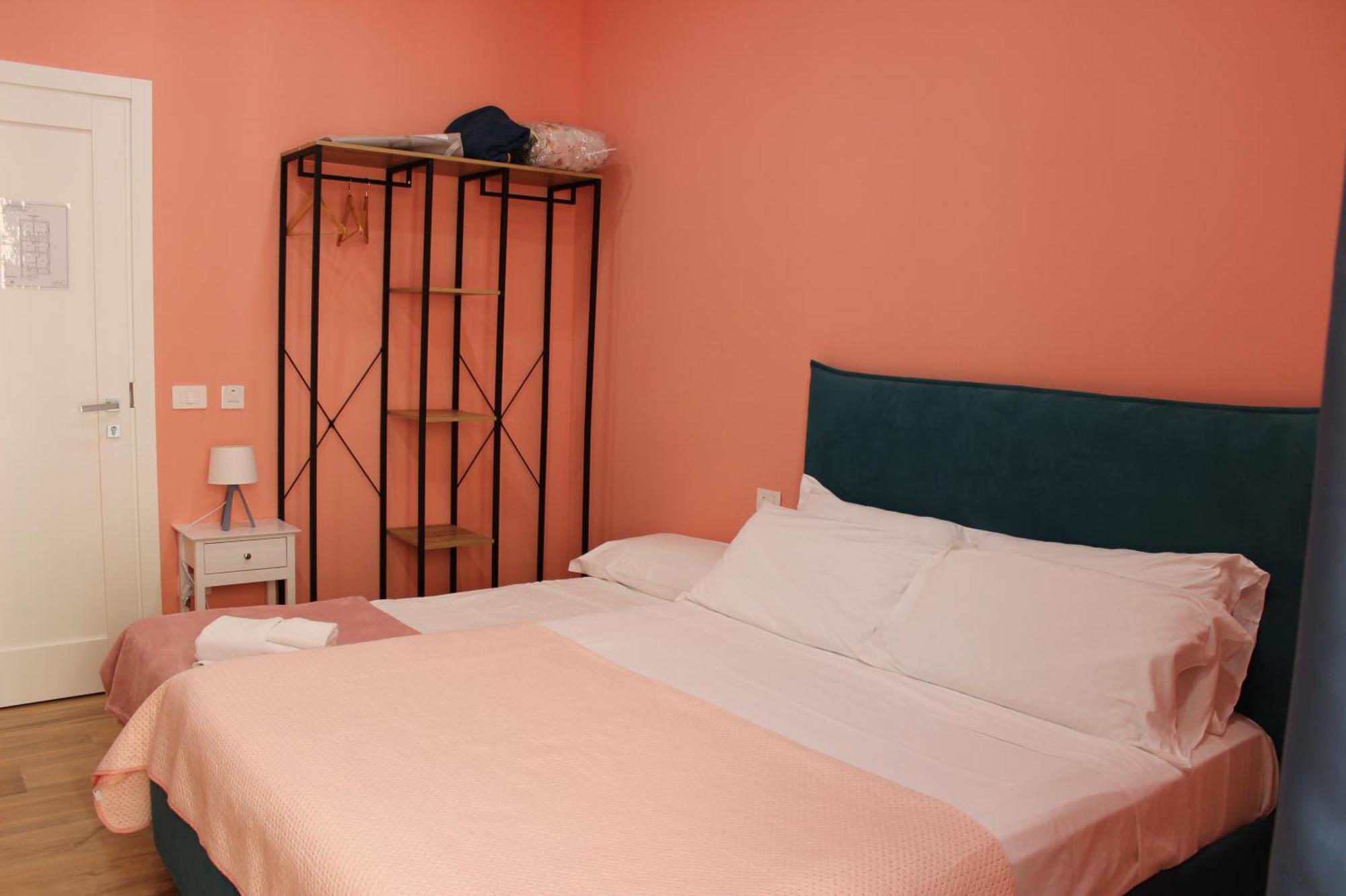 Mastersa' Guest House Napoli Bagian luar foto