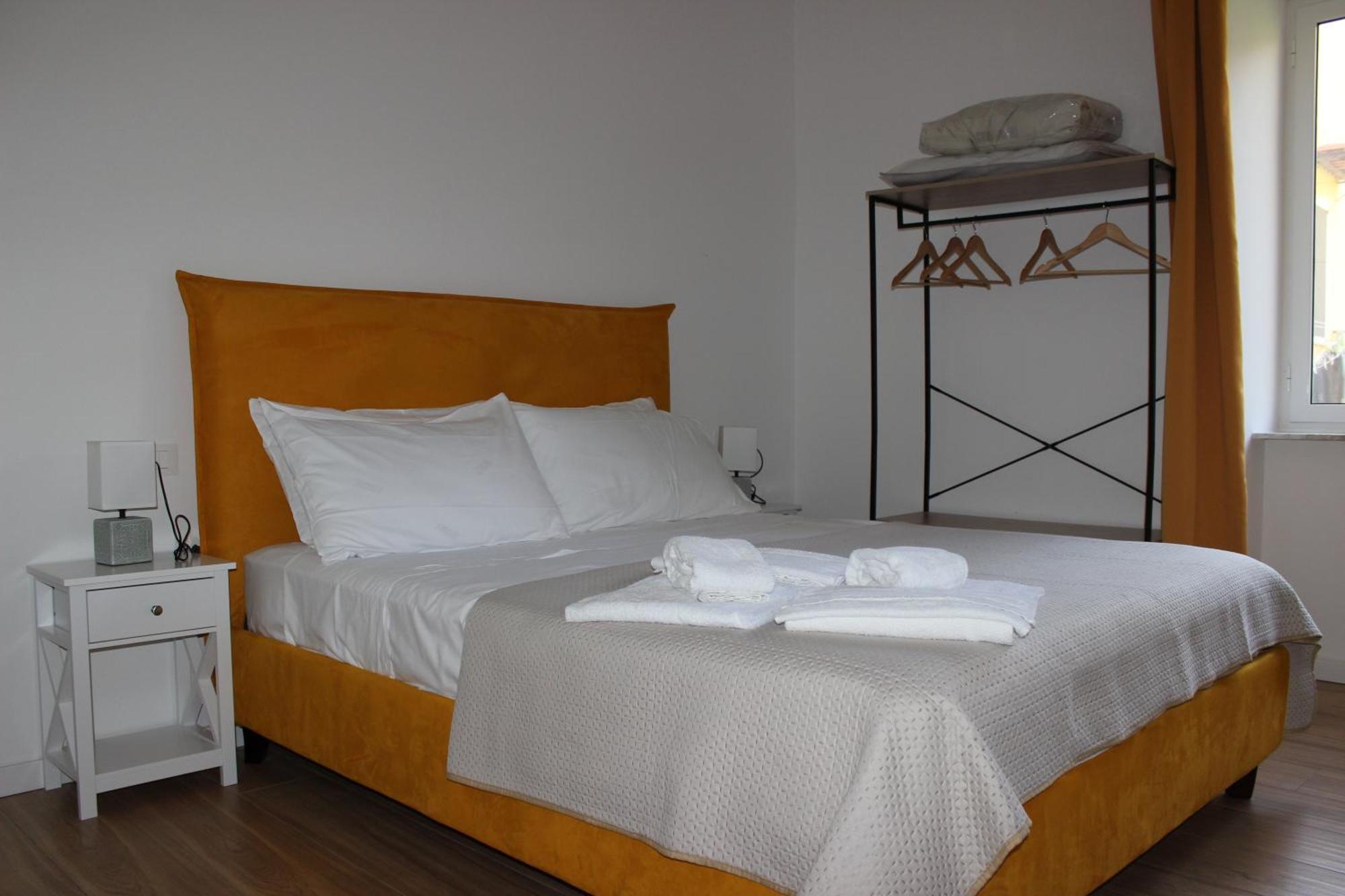 Mastersa' Guest House Napoli Bagian luar foto