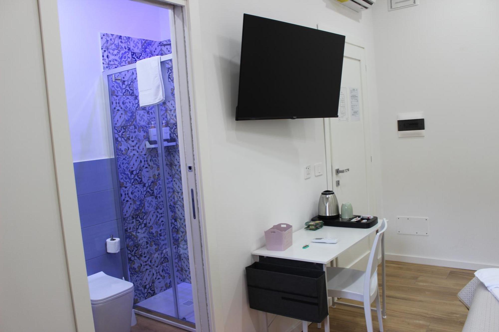 Mastersa' Guest House Napoli Bagian luar foto